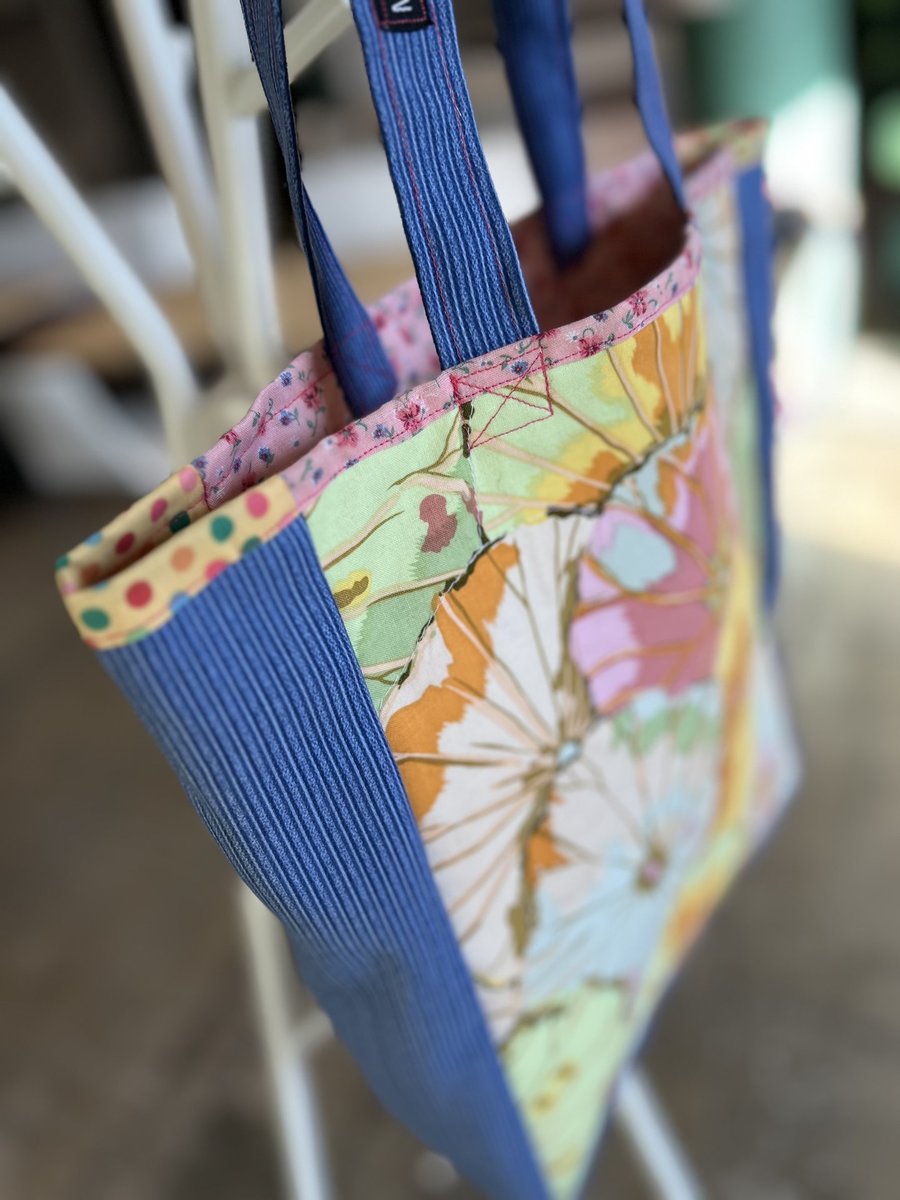 Minnesota silhouette market bag blue