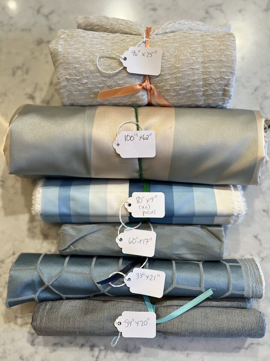 Fabric remnant bundle silk/satin 1