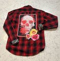 Skull and flowers altered flannel men’s M