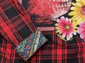 Skull and flowers altered flannel men’s M