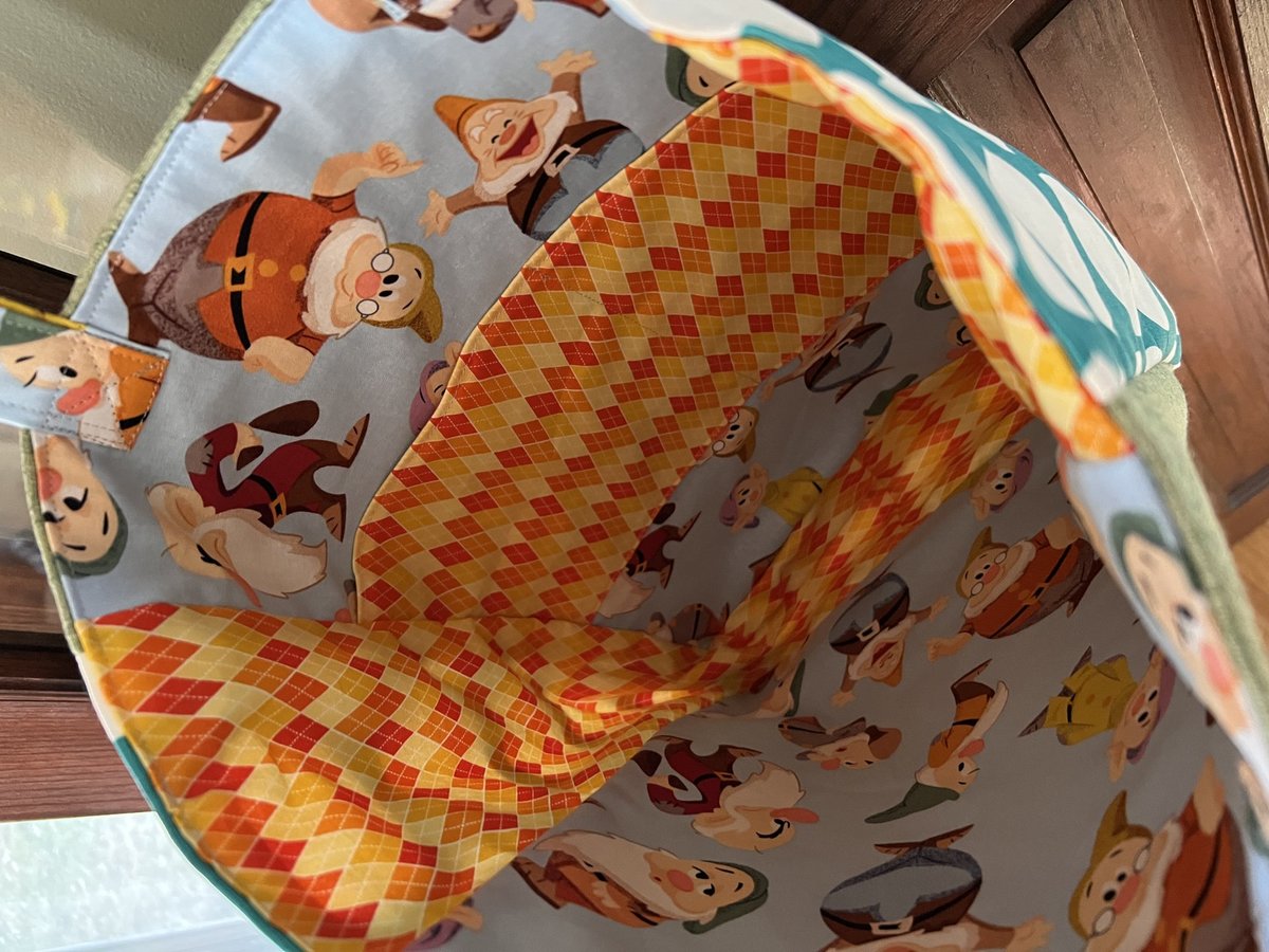 Bashful tshirt market bag 