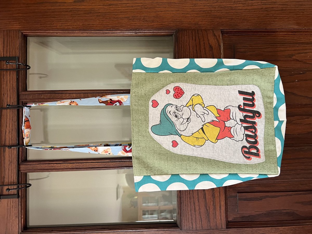 Bashful tshirt market bag 