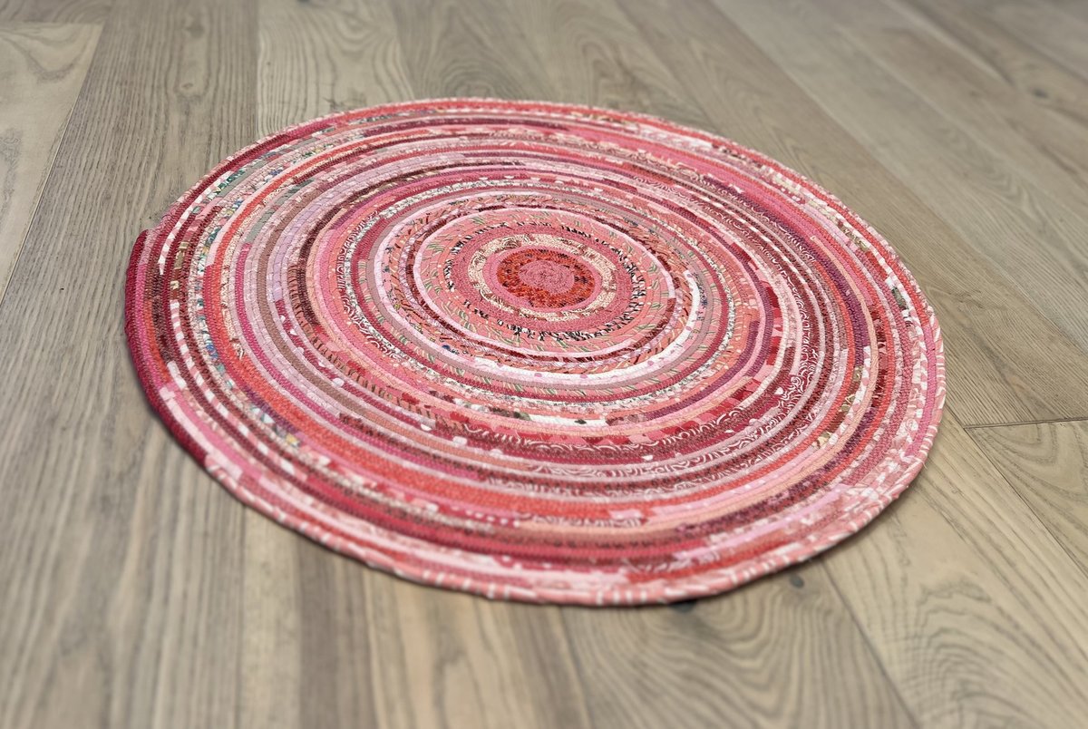 Pink scraps rope rug large round
