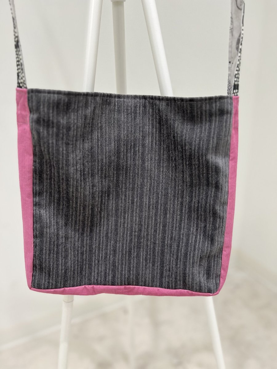 Star Wars Rule Your Galaxy pink tshirt crossbody bag 