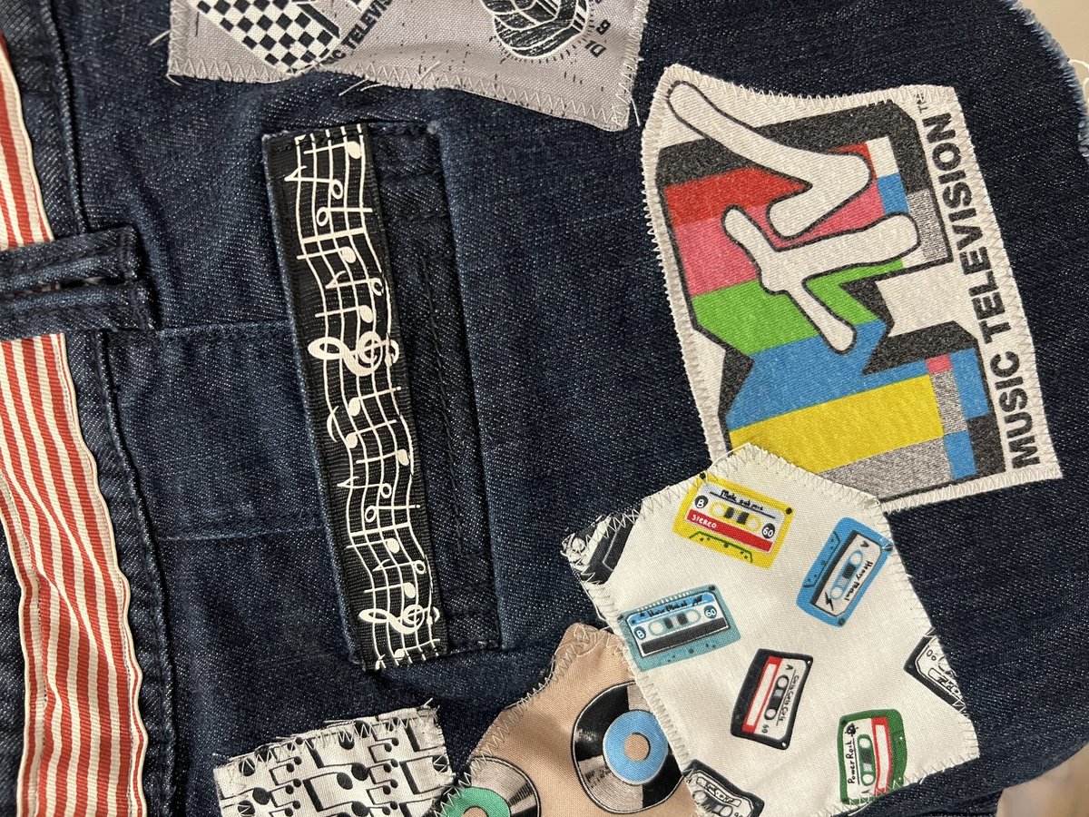 Want my MTV collage shorts size women’s 10