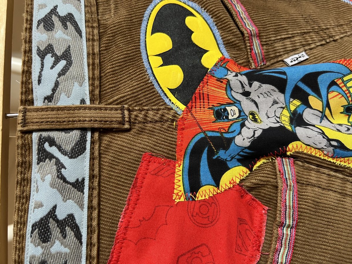Justice league altered shorts size 28” waist