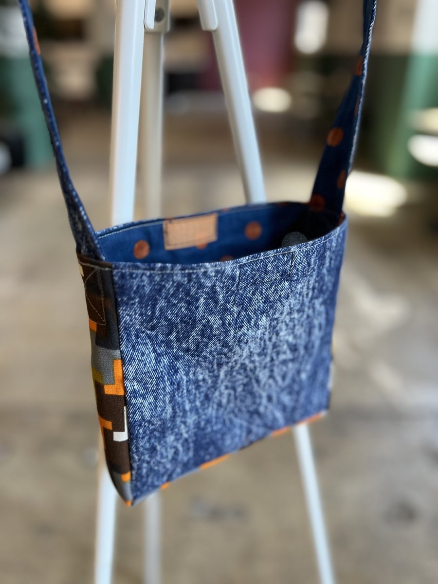 Boxer dog crossbody bag