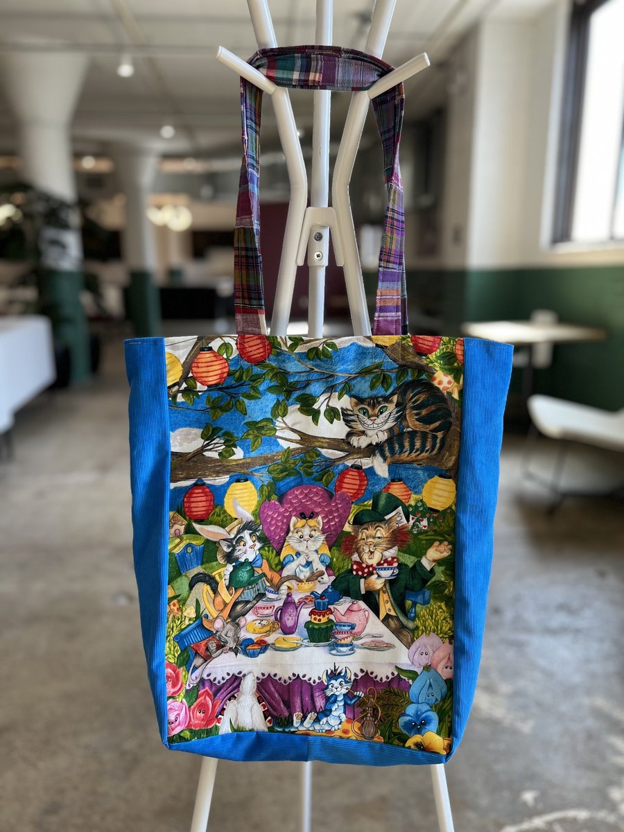Cat Alice market bag