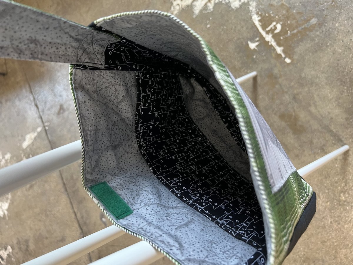I hate paople cat crossbody bag