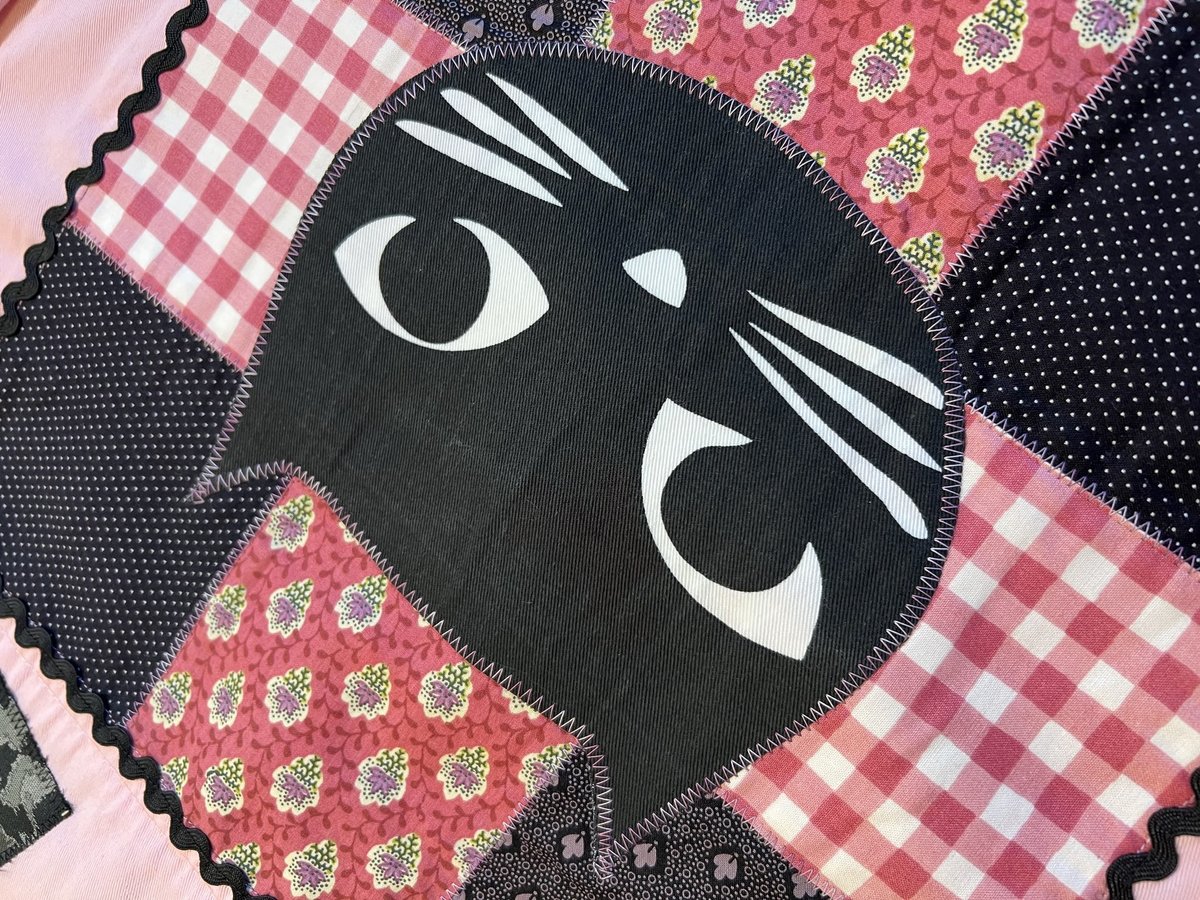 Cat Jean jacket pink and black 