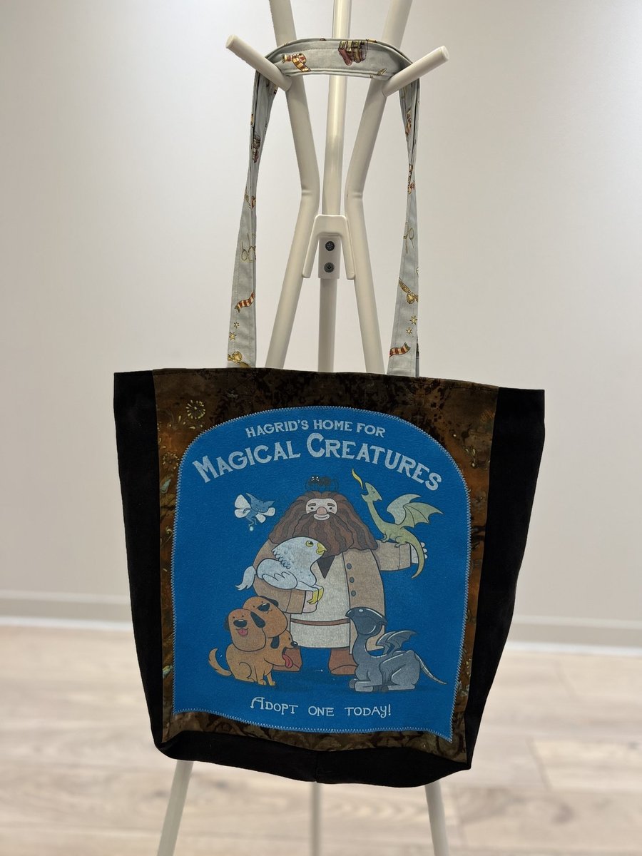 Hagrid tshirt market bag 