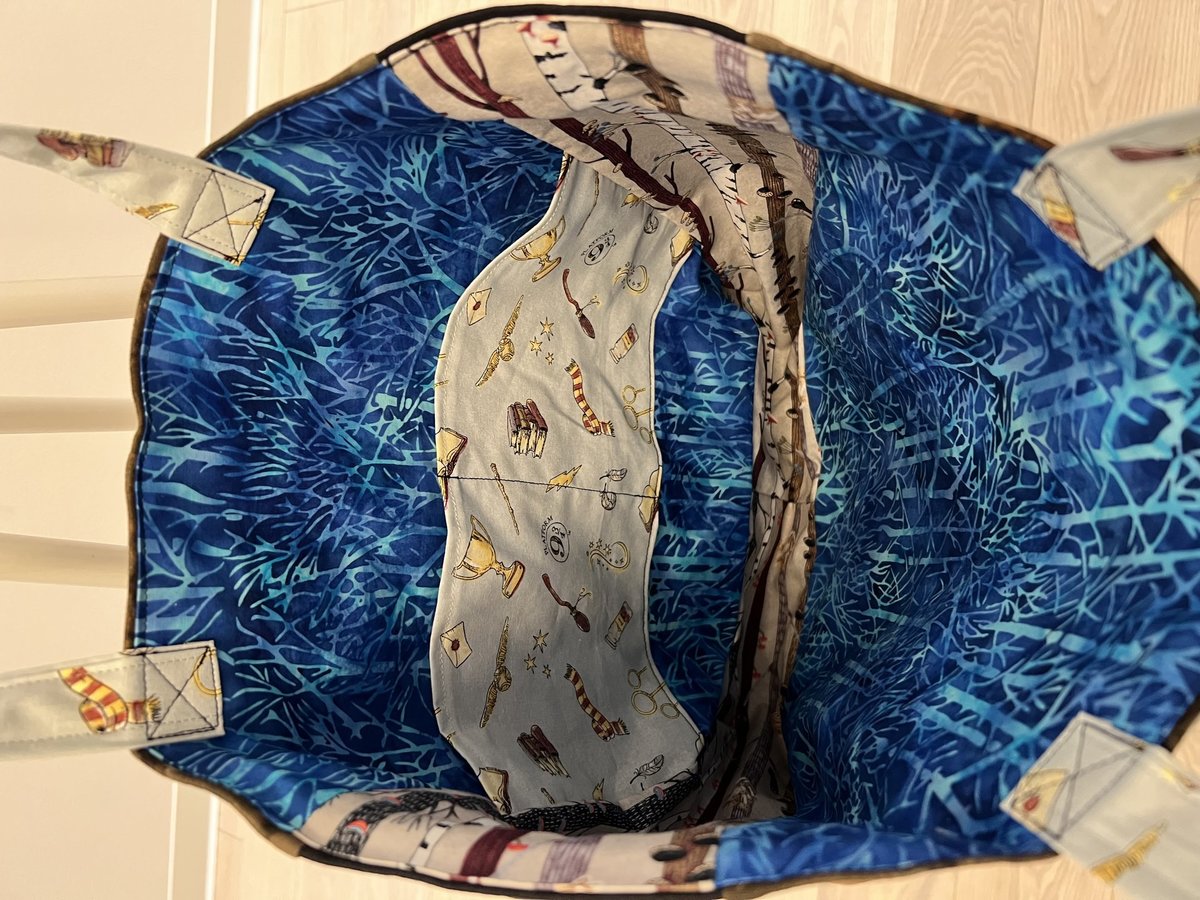 Hagrid tshirt market bag 
