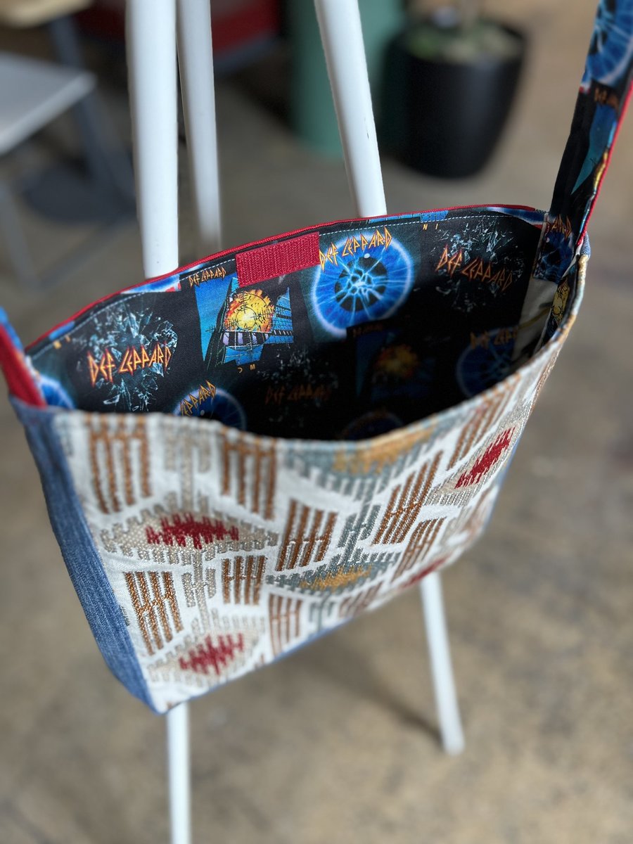 Def Leppard Tshirt crossbody bag 