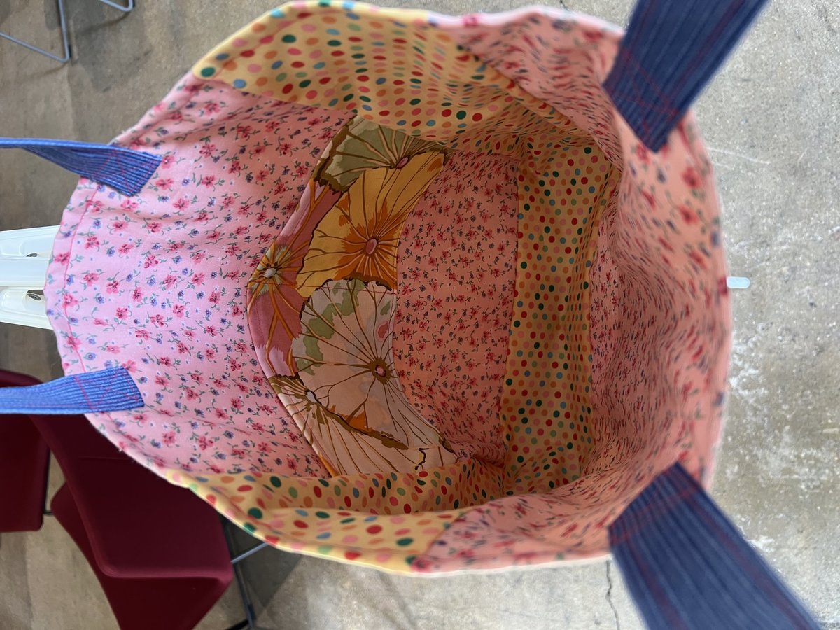 Minnesota silhouette market bag blue