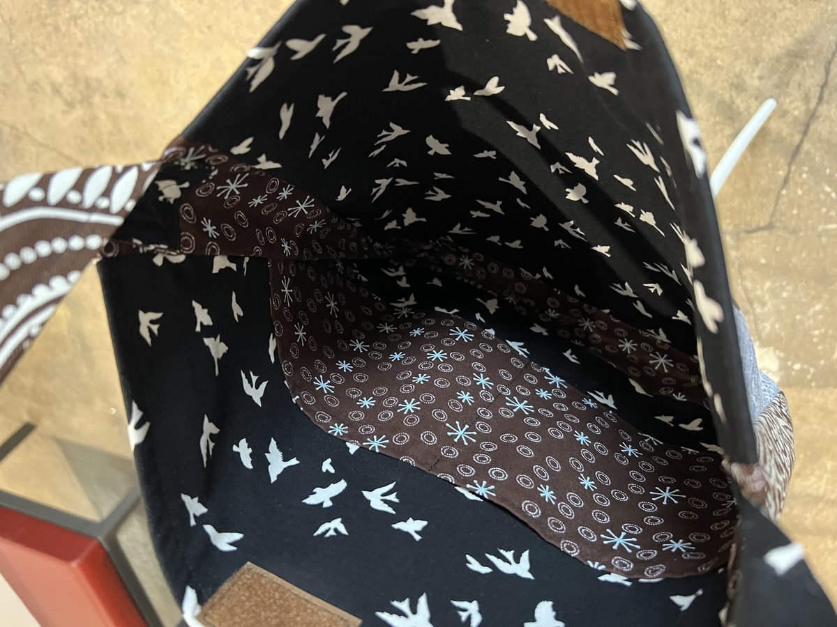 Hawk tshirt crossbody bag