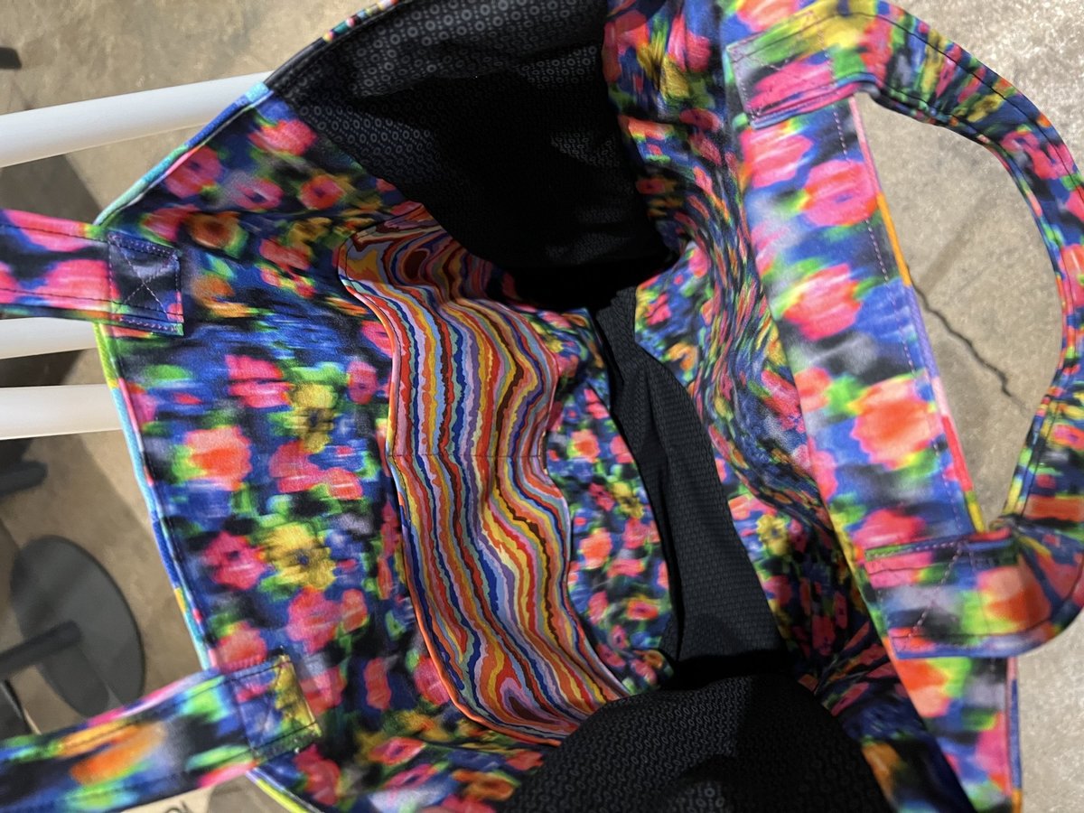 Joseph tshirt market bag