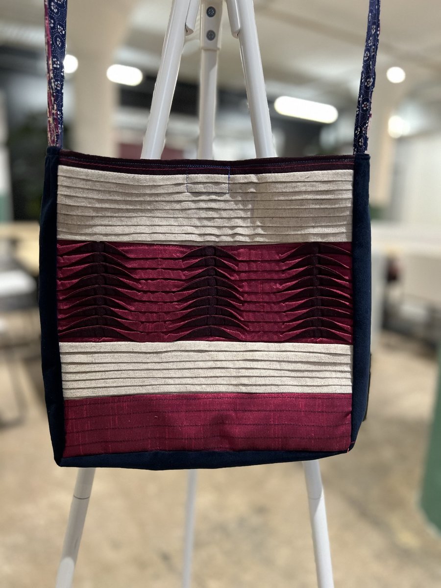 renaissance festival tshirt crossbody bag 
