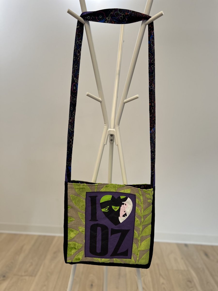 Wicked 1 heart Oz purple tshirt crossbody bag 