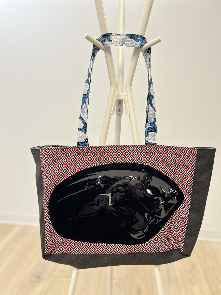 Black Panther tshirt market bag