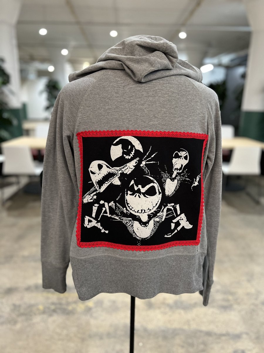 Nightmare before Christmas hoodie women’s M