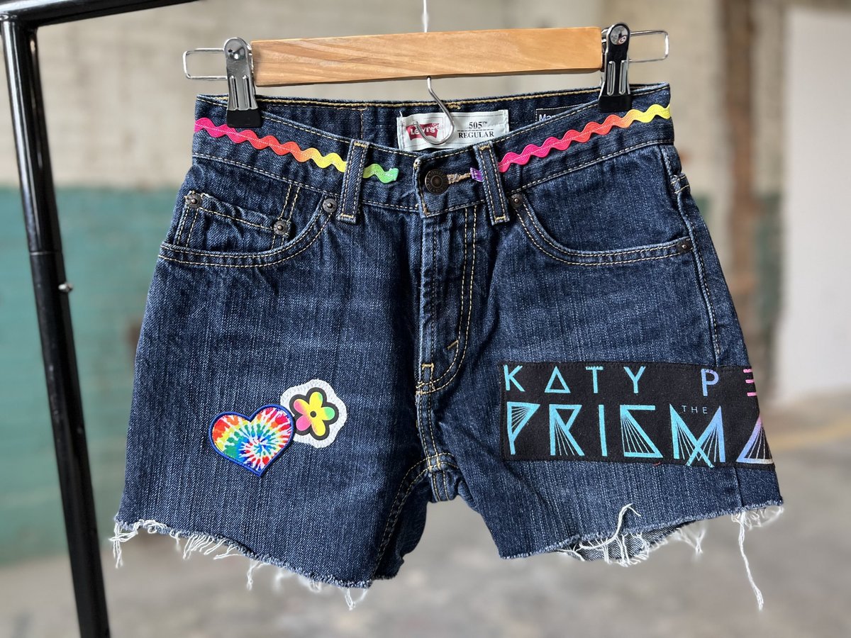 Katy Perry altered shorts size kids 12