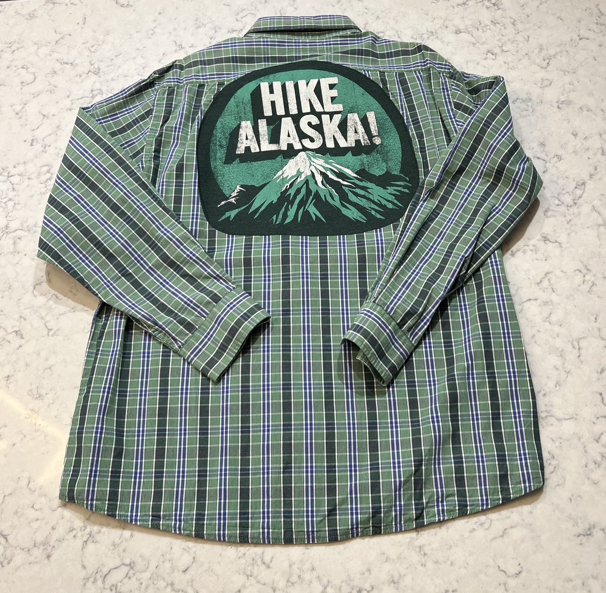 Hike Alaska altered shirt men’s XL