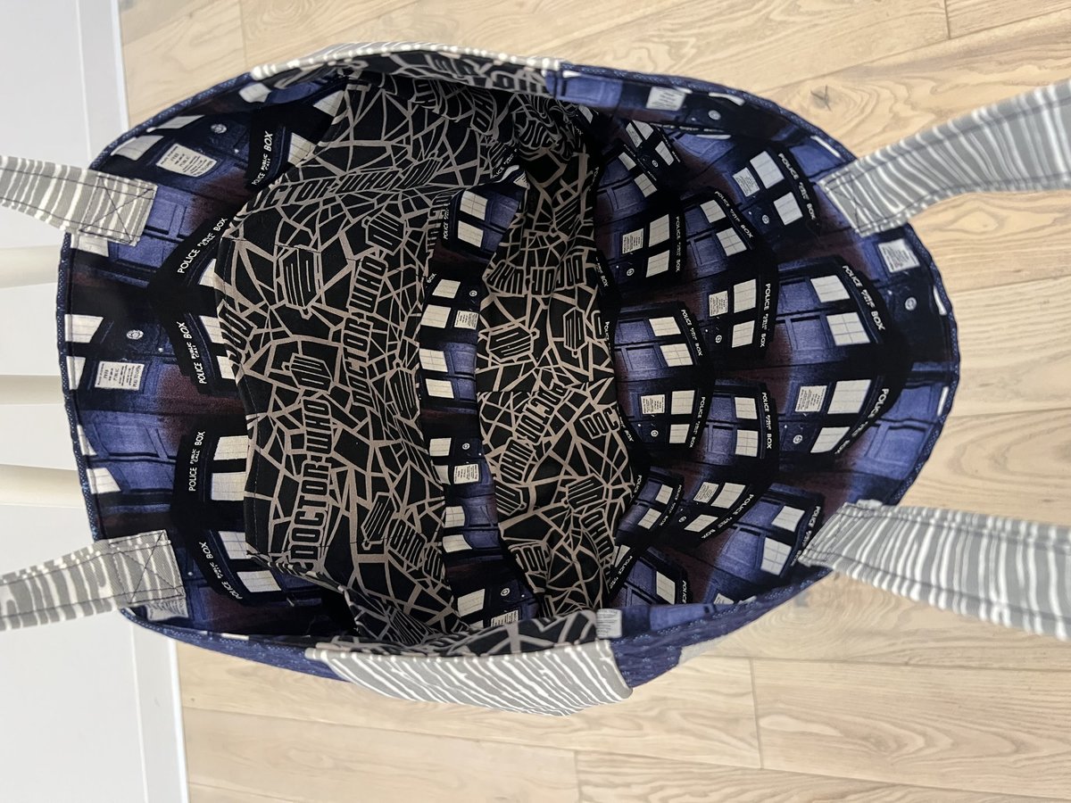 Doctor WHO TARDIS flag Tshirt market bag 
