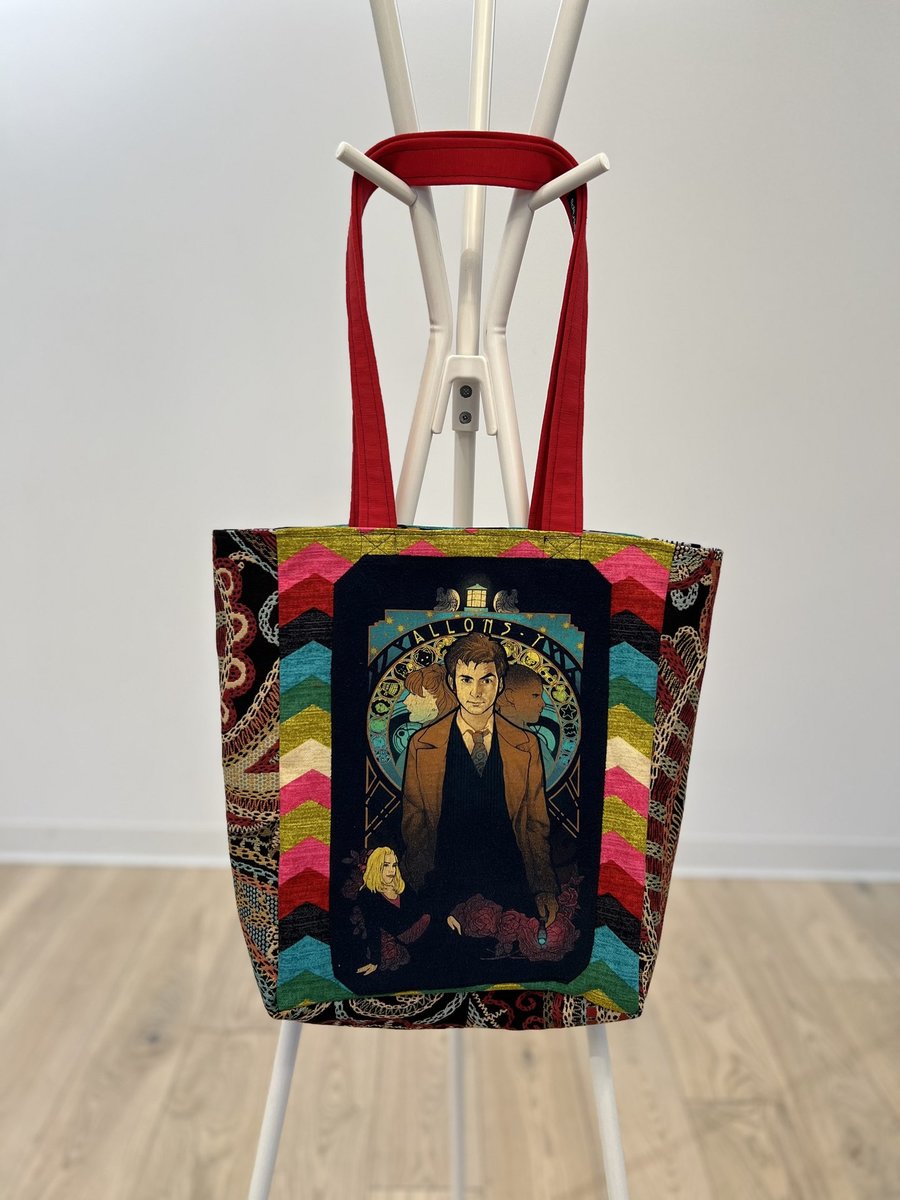 Doctor Who 10th Doctor and companions tshirt market bag