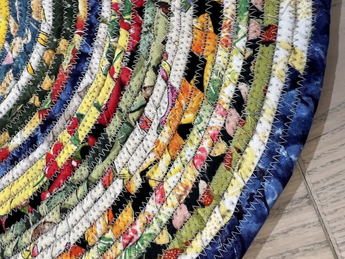 Fruit and vegetable scrap rope rug or table topper