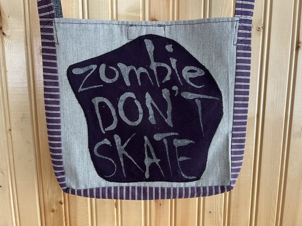 Zombie don’t skate tshirt crossbody bag 