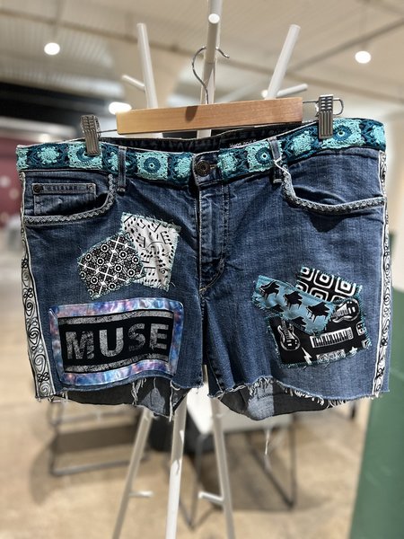 Muse altered shorts size W12