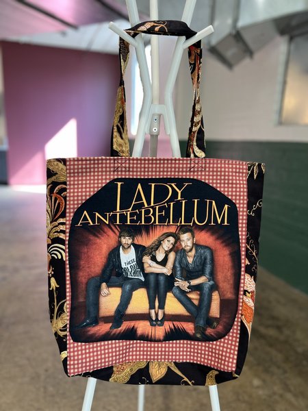 Lady Antebellum tshirt market bag