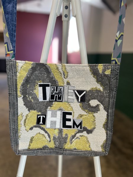 They them crossbody bag yellow and gray 