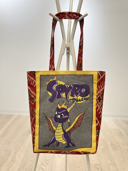 Spyro the Dragon tshirt market bag