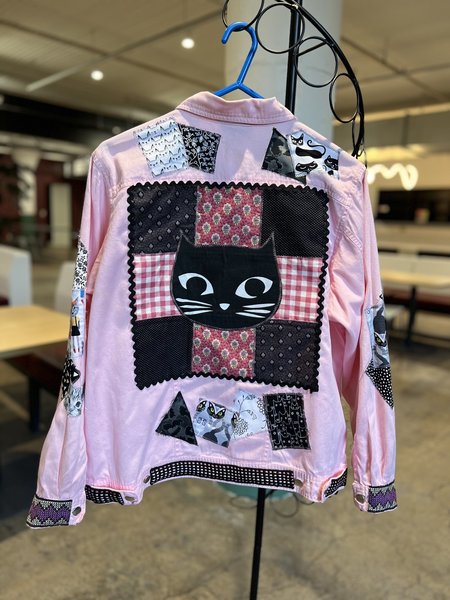 Cat Jean jacket pink and black 
