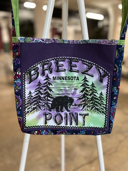 Breezy Point tshirt crossbody bag