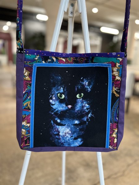 Space cat tshirt crossbody bag