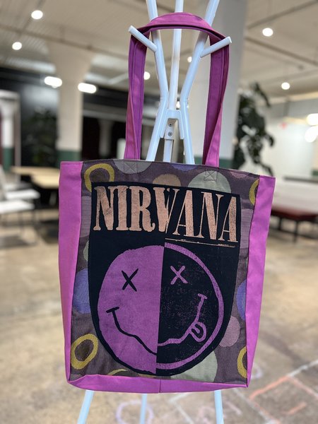 Nirvana Tshirt market bag purple