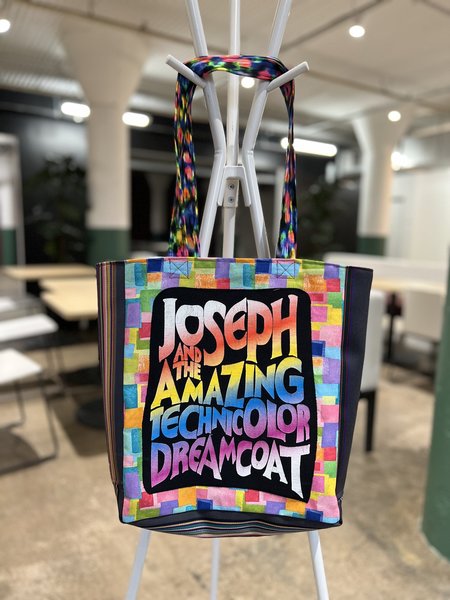 Joseph tshirt market bag