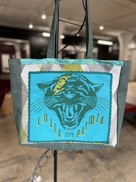 Lollapalooza tshirt market bag turquoise 