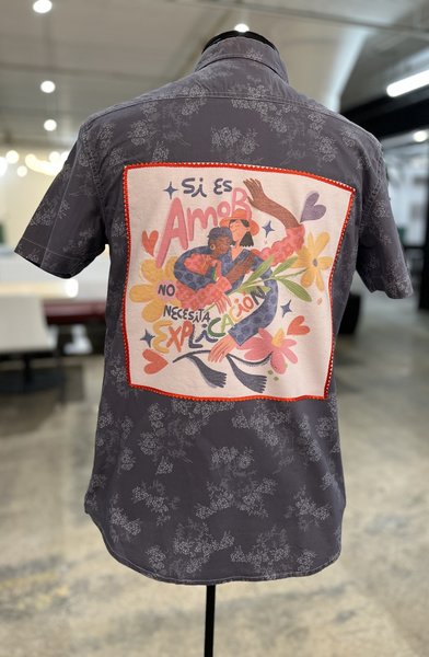 Si es amor… altered shirt men’s S