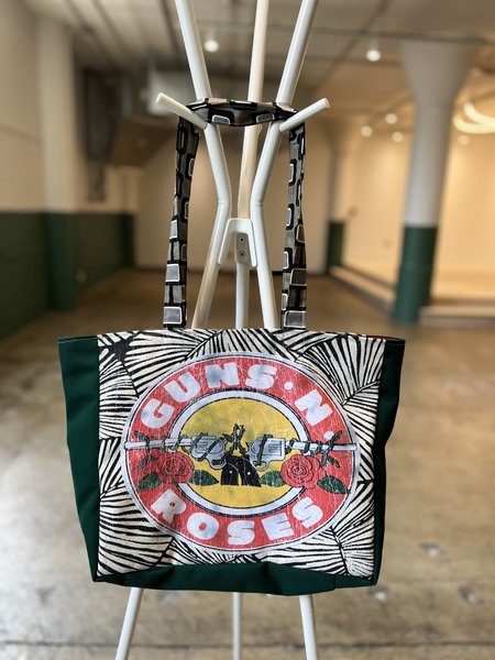 Guns N’ Roses tshirt market bag 